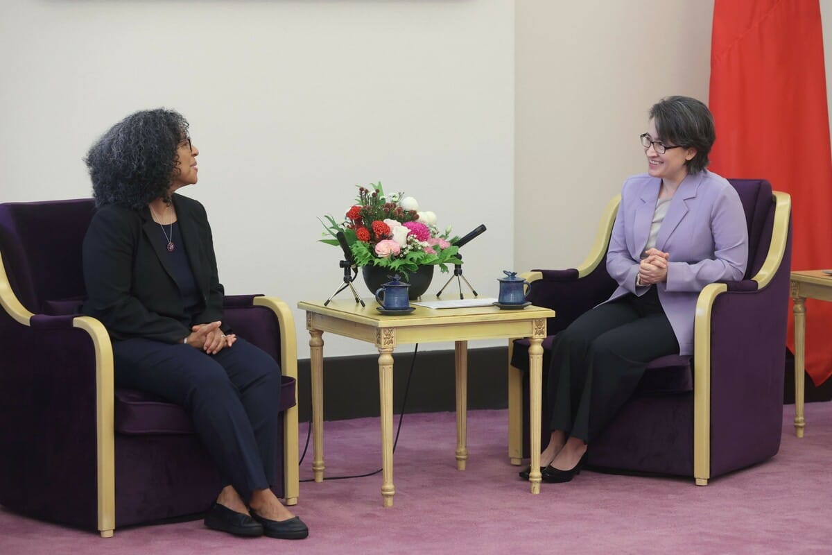 副總統蕭美琴接見美國聯邦眾議員史崔珂蘭（Marilyn Strickland）訪團一行。 圖：總統府提供