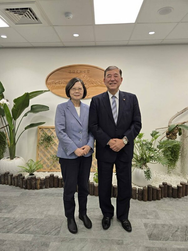 被視為下任日本首相熱門人選的眾議員石破茂與前總統蔡英文會面。 圖：翻攝自石破茂X