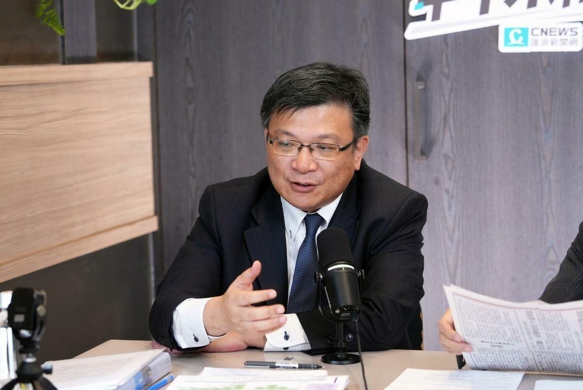 台灣電力公司董事長曾文生今（15）日接受網路節目《中午來開匯》主持人黃光芹專訪。 圖：《匯流新聞網》提供