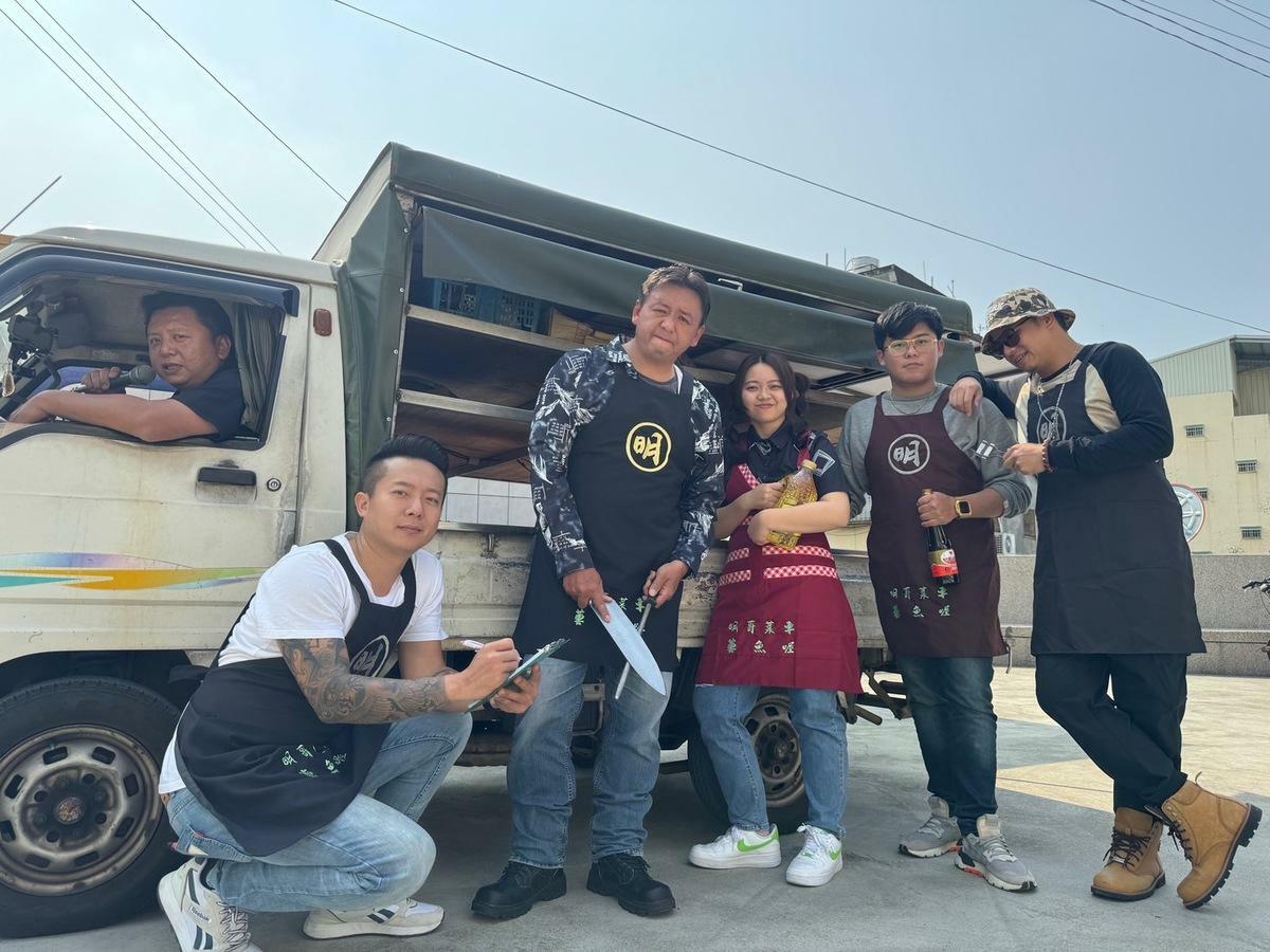 明哥菜車合唱團是東勢在地著名的樂團。 圖：台中市客委會/提供