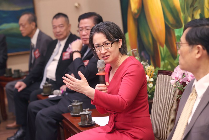 蕭美琴副總統今（19）日下午接見「第六屆品牌金舶獎」得獎企業，期勉大家持續扮演台灣產業進步的領頭羊，讓MIT成為值得被信賴的國際品牌。 圖：總統府提供