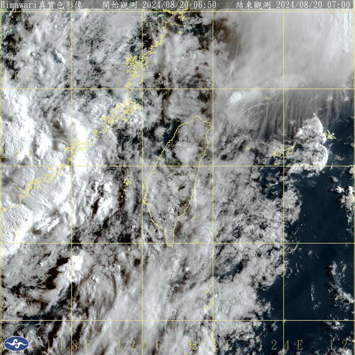 今天清晨受到低壓帶與西南風影響，中南部地區與澎湖、金門會有短暫陣雨或雷雨北部、東北部地區與其他山區，午後也會有局部短暫雷陣雨。 圖：中央氣象署／提供