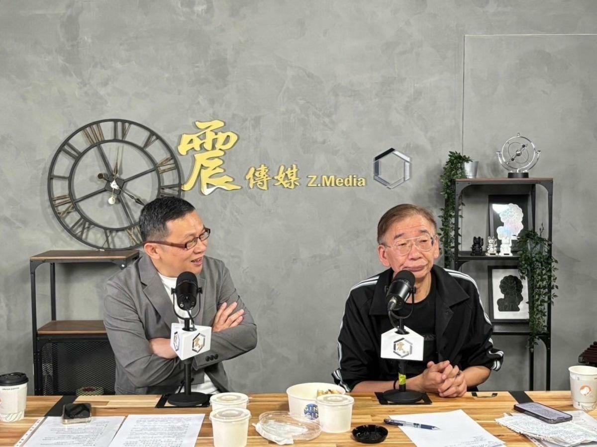 尚毅夫（右）在《震傳媒》網路節目《新聞！給問嗎？》接受陳東豪（左）訪問。 圖：震傳媒提供