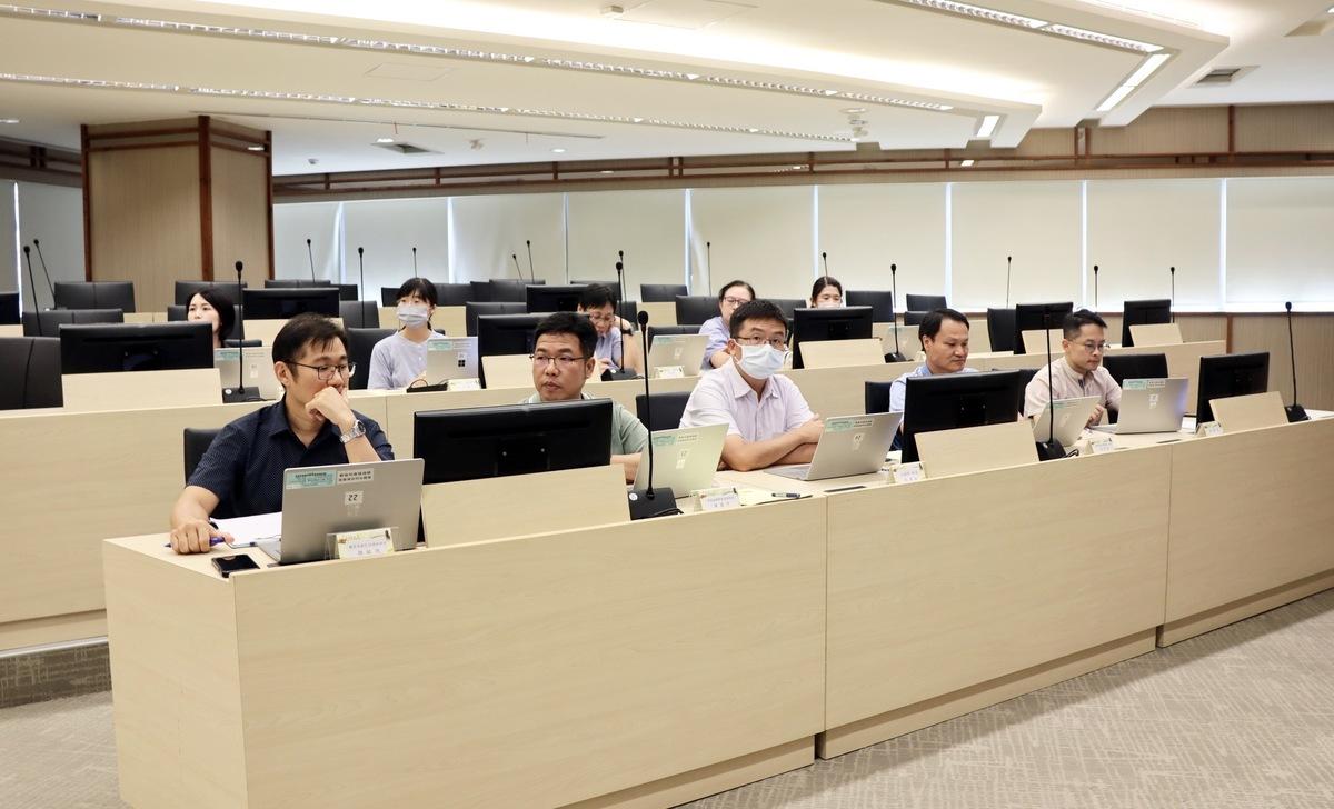 教育局主管參與受生成式AI培訓課程。 圖：高雄市教育局/提供