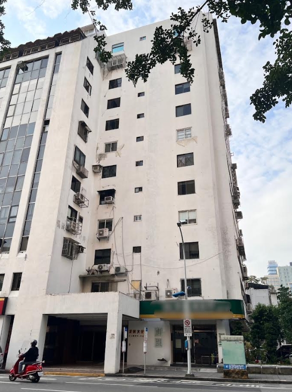民眾黨主席柯文哲坦承用選舉補助款購買北市濟南路與林森南路口的濟南大樓三樓的商辦。 圖：民眾提供
