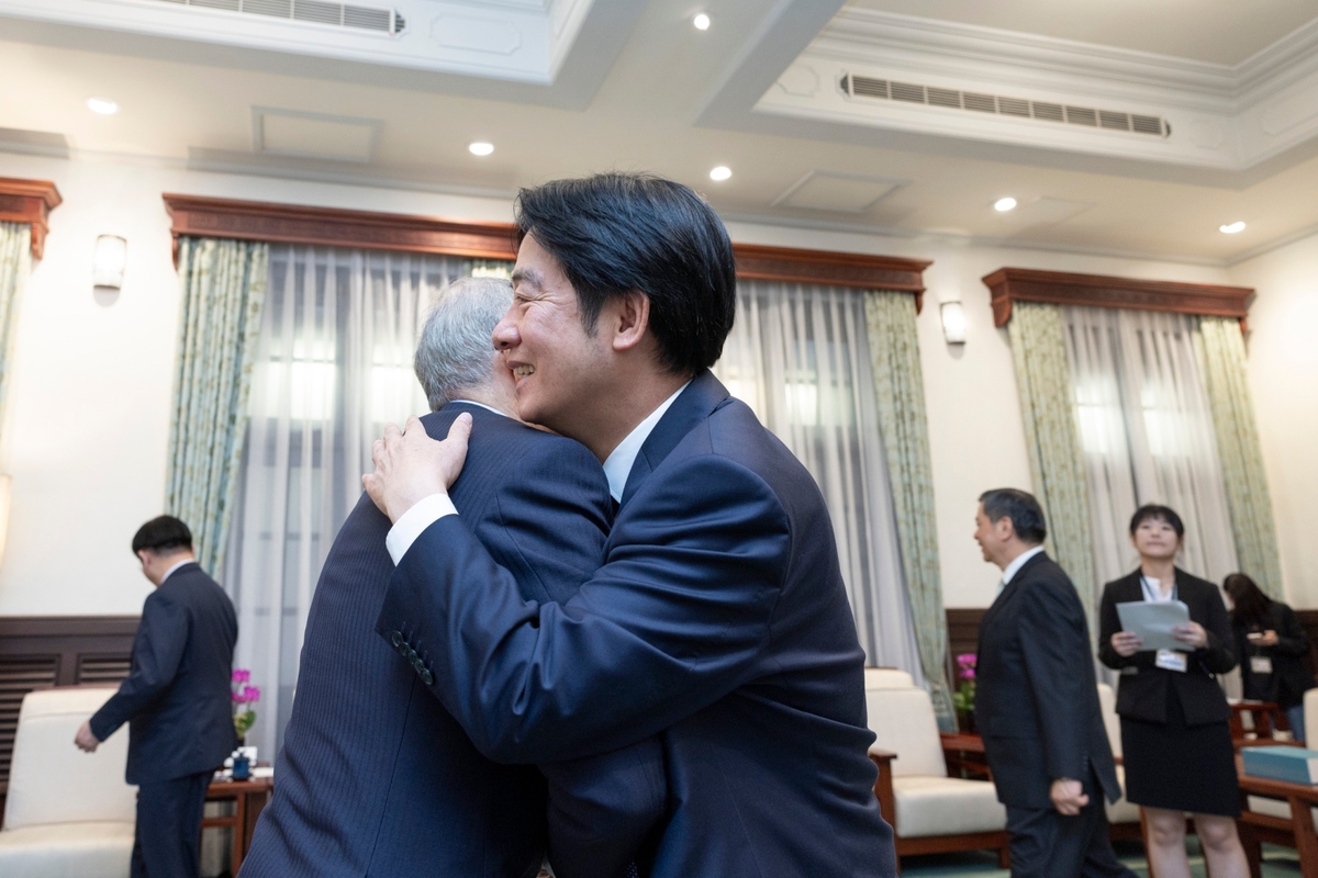 總統賴清德接見日本台灣交流協會會長大橋光夫。 圖：總統府提供
