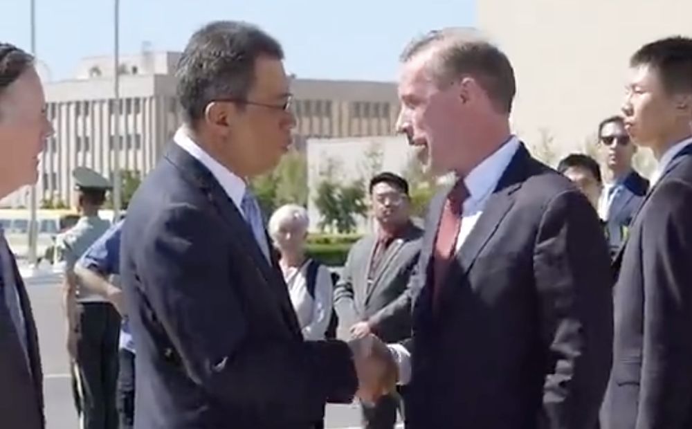 受中國外交部長王毅邀請的美國總統國家安全顧問蘇利文，今（27）日下午抵達北京。 圖：翻攝自微博