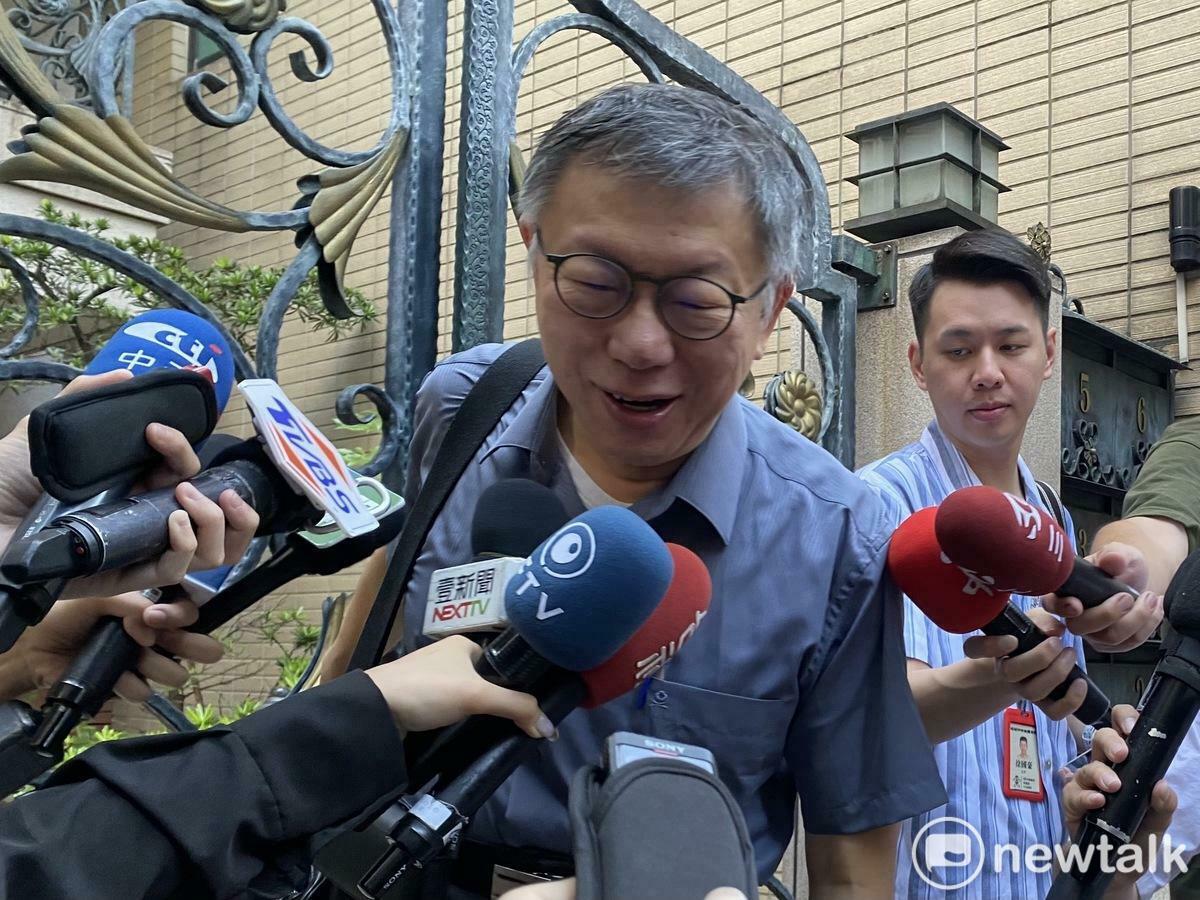民眾黨主席柯文哲用選舉補助款購買商辦，深陷政治風暴。 圖：周煊惠 / 攝