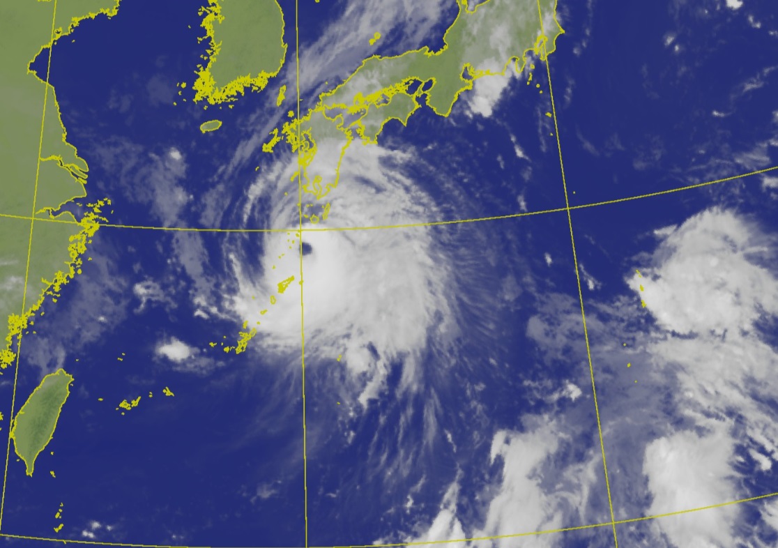 珊珊颱風將侵襲日本九州，由於速度緩慢，可能帶來超巨量降雨。 圖：中央氣象署官網