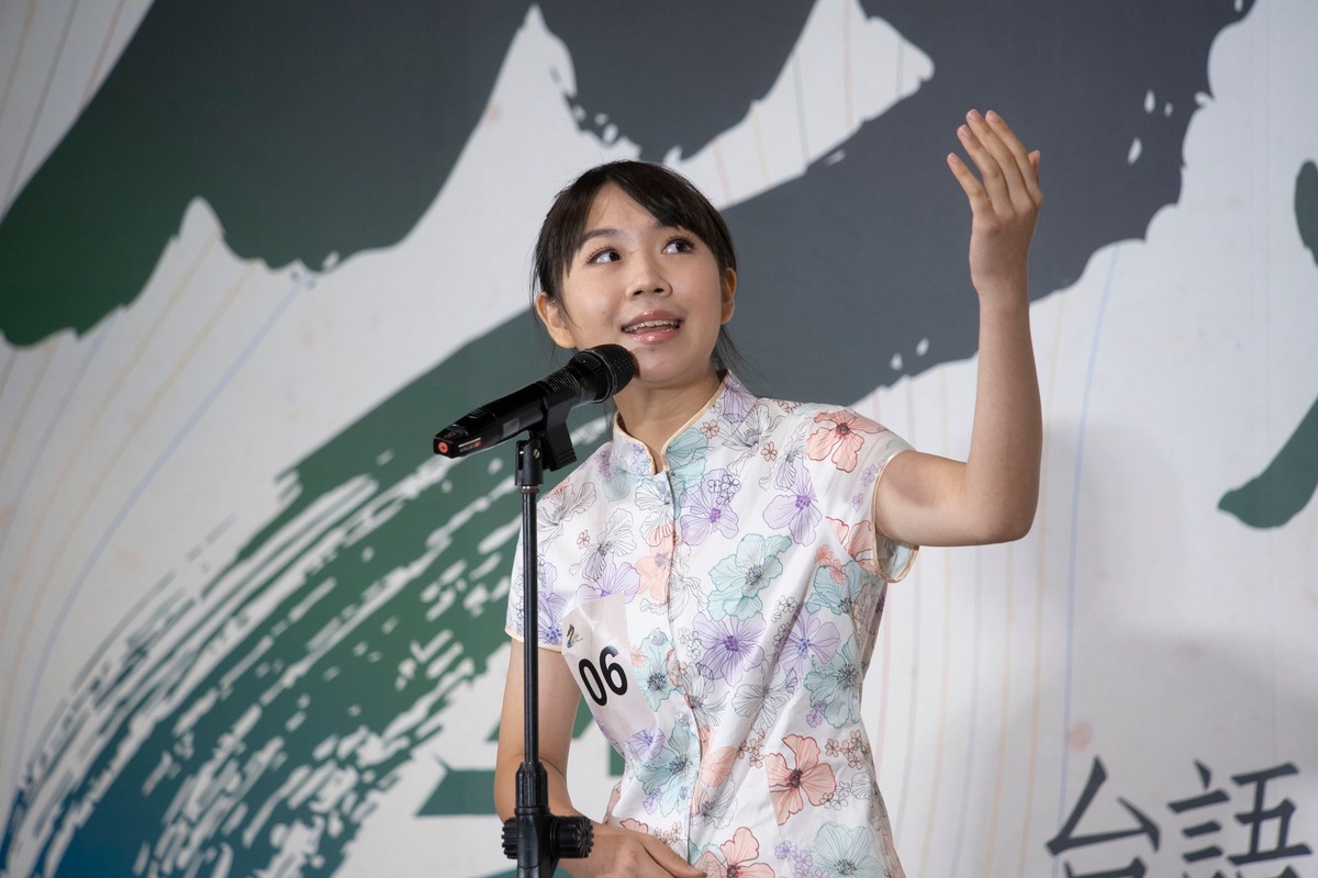 蔣渭水台語客語漢詩吟唱賽，去年在宜蘭傳藝中心競賽。（資料照片） 圖：台北市信民協會提供