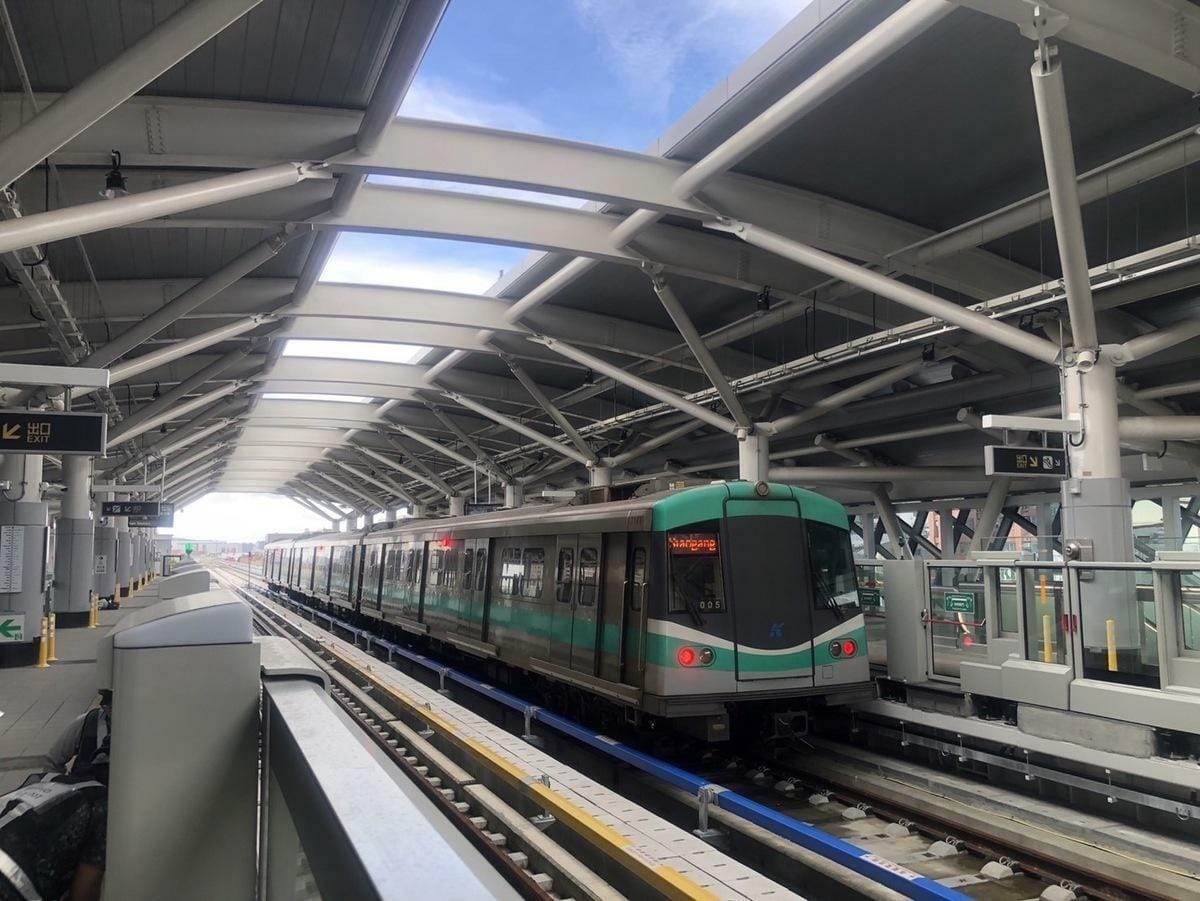 高雄捷運岡山車站9月1日起正式收費營運。 圖：高雄市捷運局提供