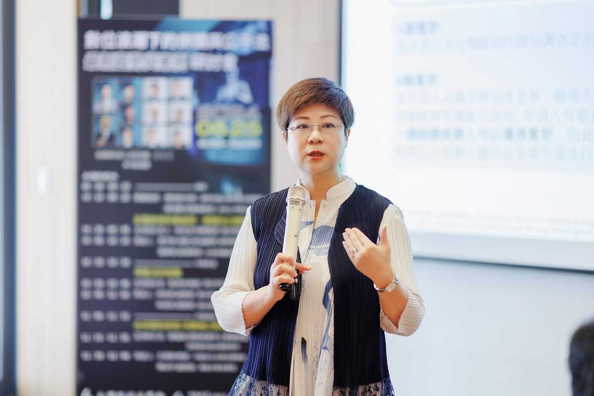 針對柯文哲拒絕夜間審訊被逮捕一事，林志潔發文澄清，稱柯文哲被捕不是因為「拒絕被疲勞審訊］，而是「想離開地檢署休息」，強調地檢署不會剝奪被告想休息的權利。 圖：翻攝自 林志潔 Facebook 帳號
