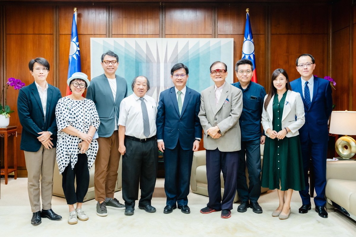 外交部長林佳龍接見台灣聯合國協進會（TAIUNA）宣達團。 圖：翻攝自林佳龍臉書