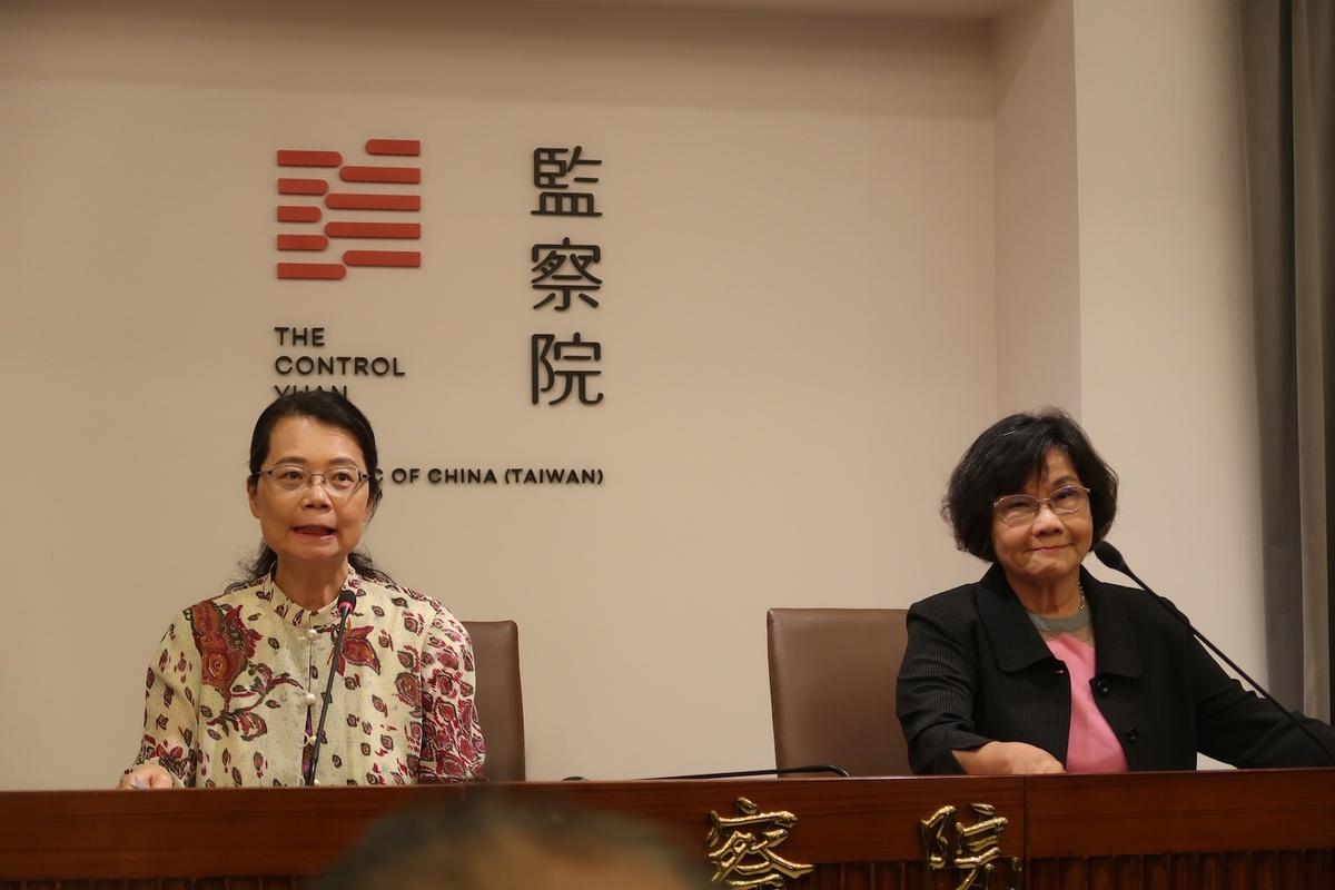 監委王美玉雨王幼玲(右) 圖：林朝億/攝