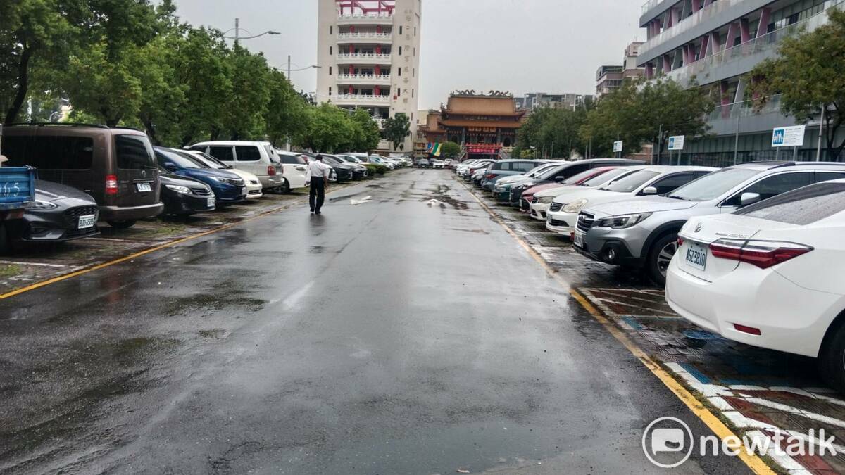 一般路邊停車格無法準確顯示停車狀態。 圖：孫家銘攝
