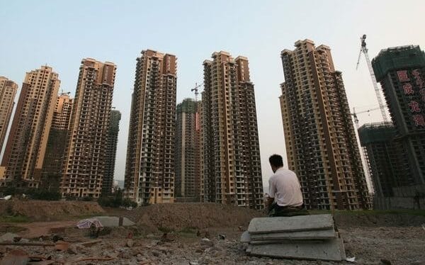 （影）中國房市大崩盤! 豆腐渣工程業主維權、杭州新房「破發」數百萬賣