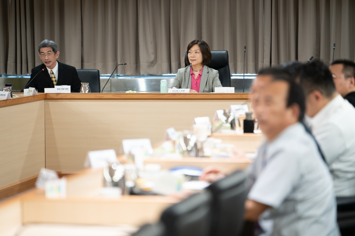 本月4日由勞動部長何佩珊主持最低工資審議會調整最低工資，13日獲政院核定。 圖:勞動部提供