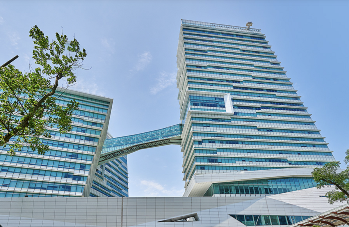 金管會16 日以四大理由駁回中信金（2891）收購新光金（2888）案，但中信金仍預訂於 10 月 11 日召開股東臨時會。圖為中國信託金融園區。 圖：翻攝自中國信託金融園區網站