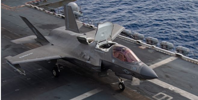 美國海軍F-35B戰機。 圖 : 翻攝自單手搓核彈