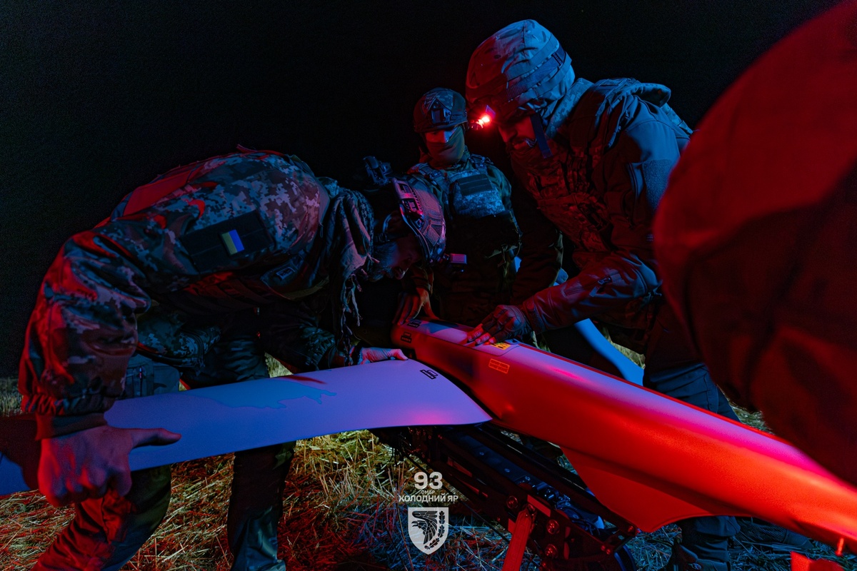 烏軍堅守戰場前線。 圖：翻攝自澤連斯基 X 帳號