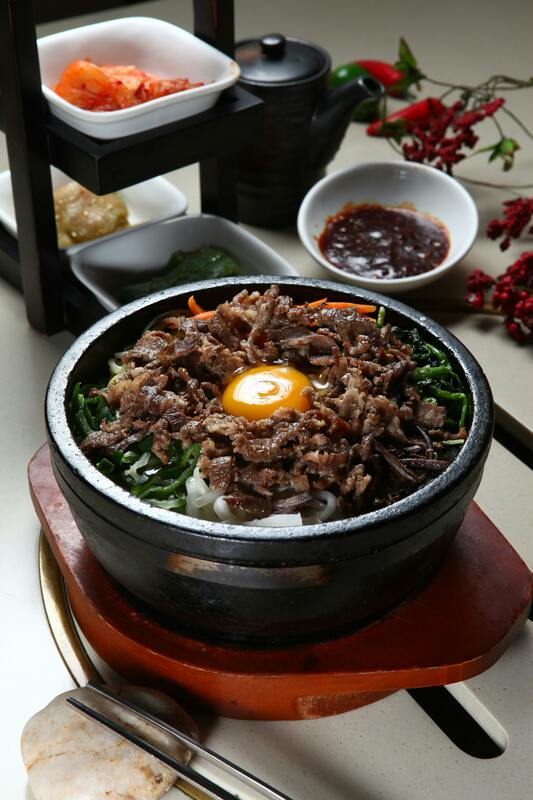 中國吉林省於 3 年前將「石鍋拌飯」列為非物質文化遺產，稱其為「朝鮮族」的三大名菜之一，引發中韓兩方文化爭議。 翻攝自 pexels