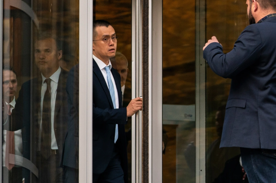 前華人首富、幣安創始人趙長鵬即將出獄。圖為 2023 年 11 月 21 日，趙長鵬離開西雅圖法院。 圖：翻攝自視覺中國