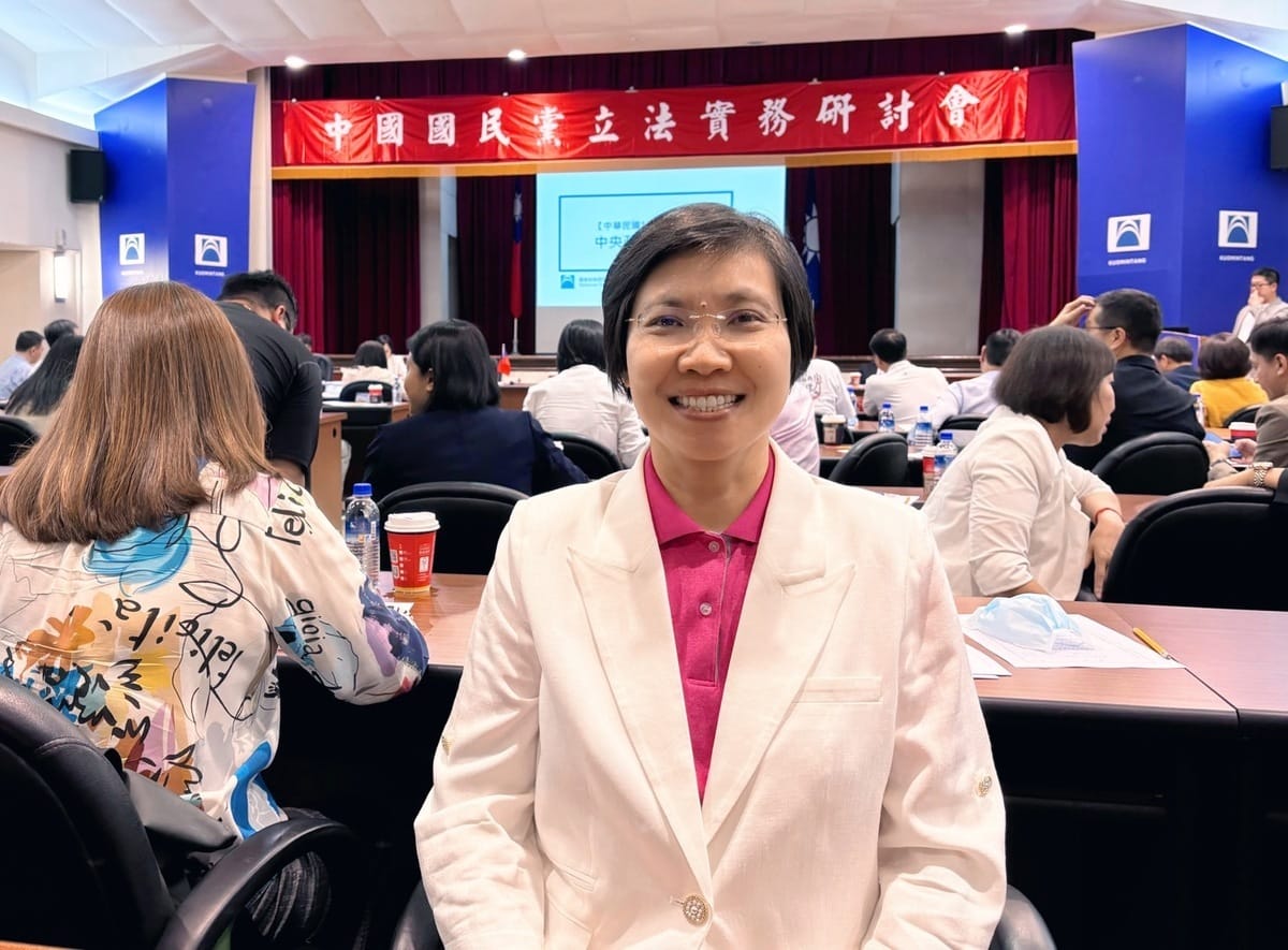 立法院第二會期內政委員會召委出爐，由藍營推舉徐欣瑩出線。 圖：翻攝自徐欣瑩臉書