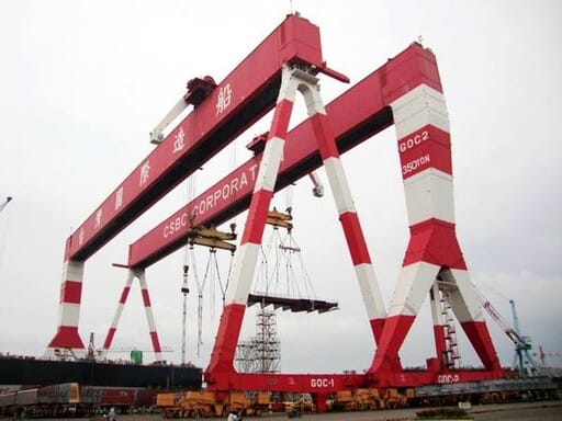台船公司針對網路媒體之「台船大吊車自製改採購 傳軍火商介入狠削報價竟翻倍」不實報導 發出澄清聲明。 圖：翻攝台船官網