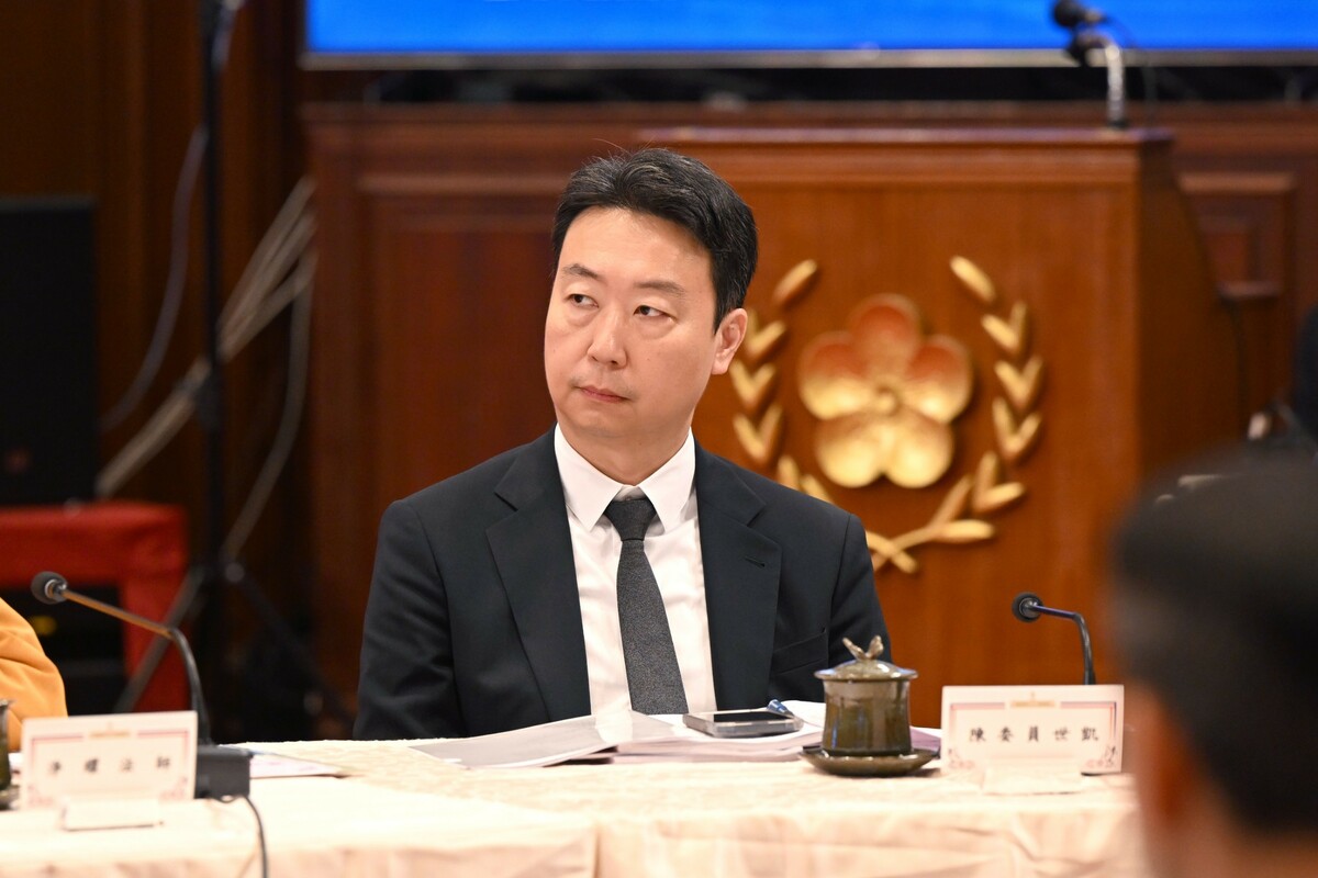 總統府全社會防衛韌性委員會舉行首場會議，交通部長陳世凱出席。 圖：總統府 / 提供
