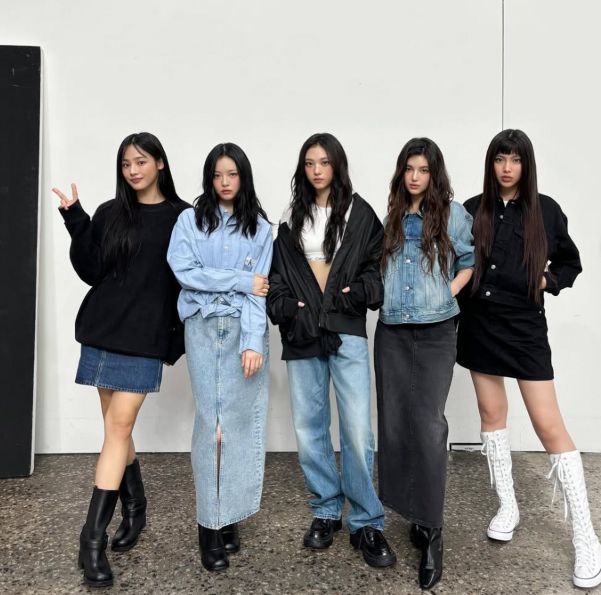 NewJeans先前透露在公司遭到無視，有粉絲向韓國勞動部舉報此事，偶像職場霸凌爭議引發外界關注。 圖：翻攝自NewJeans IG