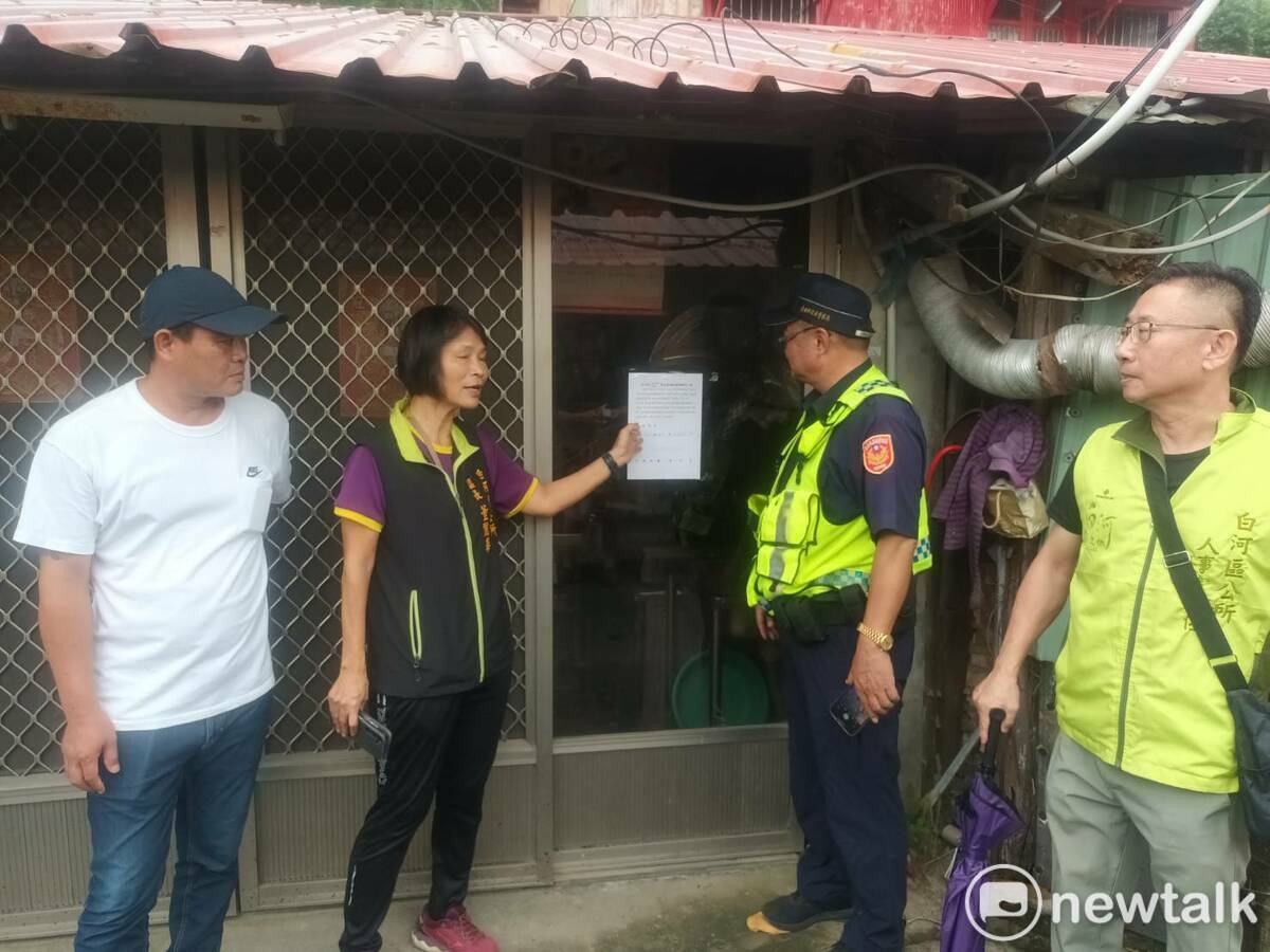隨著山陀兒颱風步步逼近，白河區公所立即啟動防災機制，針對轄內土石流及水災潛勢區域積極進行預防性疏散撤離，確保居民的生命財產安全。 圖：台南市政府/提供