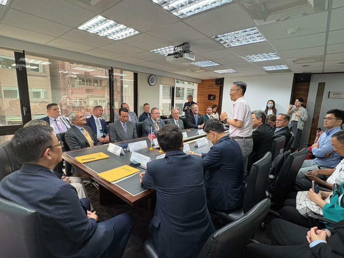美國奧克拉荷馬州率20位產官學界代表來台訪問  嘉義縣政府與奧方雙邊簽署MOU促進台美交流合作。 圖：嘉義縣政府提供
