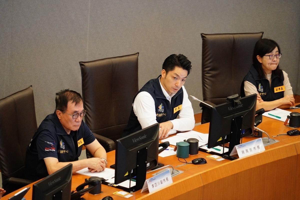 台北市長蔣萬安今赴災害應變中心聽取山陀兒颱風第二次工作會報。 圖：台北市政府提供（資料照）