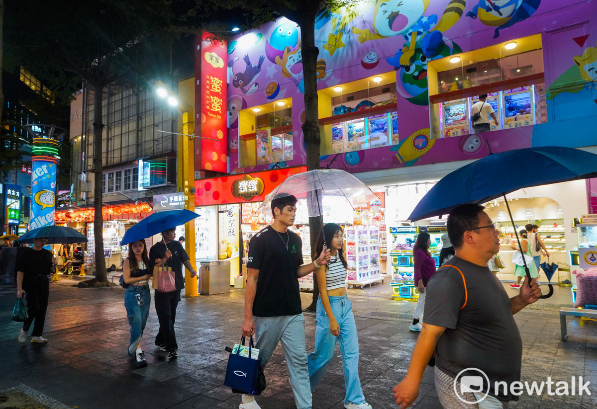 山陀兒颱風來襲，台北市、新北市10月4日正常上班上課。 圖：張良一/攝（資料照）
