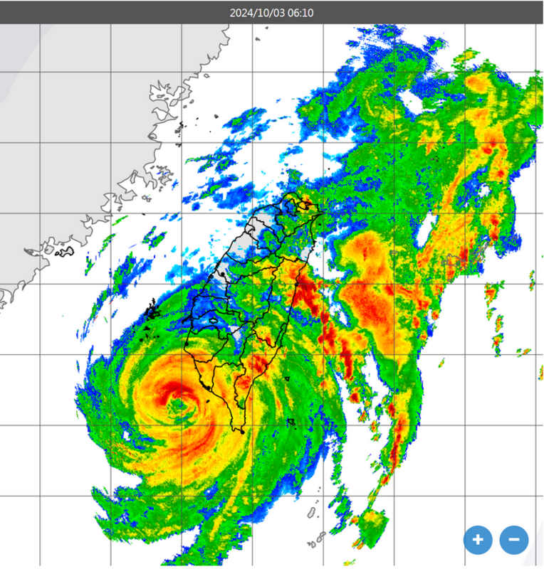 山陀兒颱風持續在高雄西南方龜步行進，對新竹以南、南投及東部、澎湖等區域構成威脅。 圖：氣象署提供
