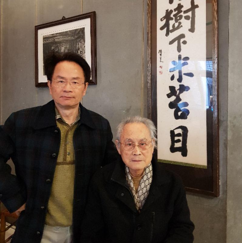 2018年2月筆者與蔡前輩參訪泰源監獄舊址_當天在台東市午餐的地方合照。 圖：國史館提供