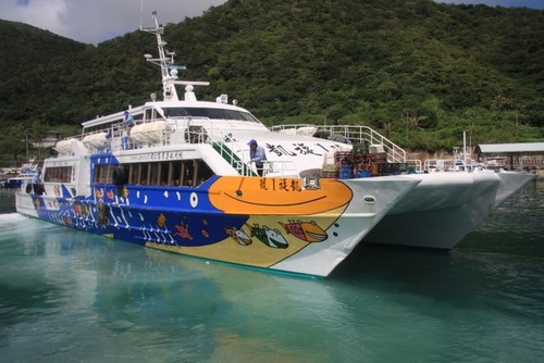 交通部航港局今 (24) 日指出有關報載4艘綠島客船壞3艘一事，經查證，有一艘是六月就壞掉，另兩艘故障經檢修後，已恢復正成營運。圖為客船金星三號。 圖 : 翻攝自Xuite網站