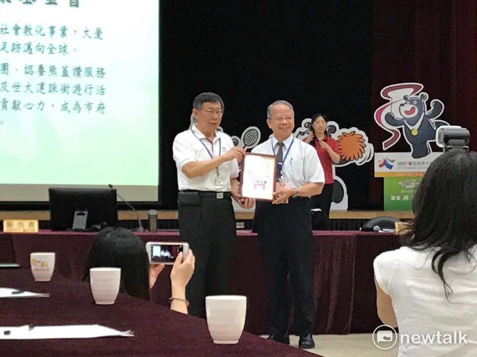 台北市長柯文哲今（25）日主持信義區行動市政會議。 圖 : 周煊惠／攝