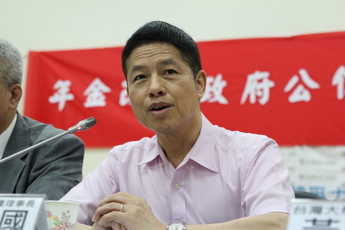 競爭力論壇理事長龐建國認為，真正解決問題的辦法是提升台灣的經濟成長，把餅做大，不要陷入零和賽局。 圖 : 台灣競爭力論壇/提供