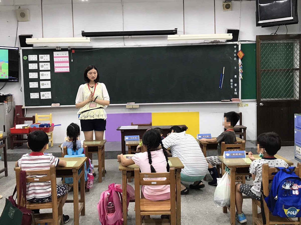 基隆市暖暖國小今（31）日舉行特殊需求兒童入國小準備輔導班開課典禮，以為期四週課程，協助即將進入小一的特殊生及早融入校園生活。 圖：基隆市政府教育處特教科/提供