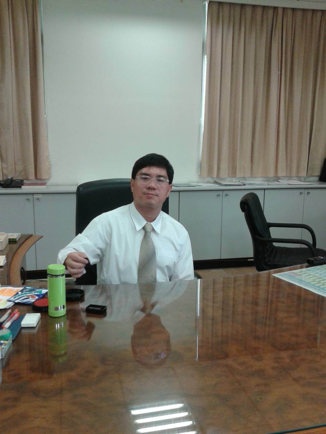 前嘉義市衛生局長黃維民卸任後砲打市長涂醒哲，罵他不仁不義不公不法。 圖 : 翻攝自嘉義市衛生局網站