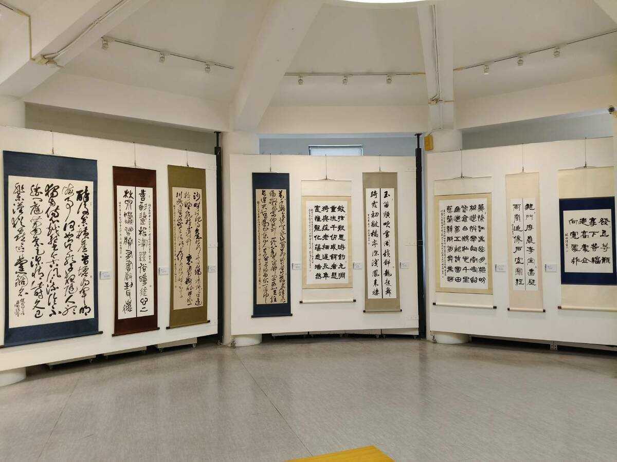 明宗書法藝術館自10月3日至10月31日盛大舉辦「翰墨傳馨──林明傳首次書法個展」，並於10月13日下午2時舉行開幕式，歡迎各界踴躍參與這場難得的書法饗宴。 圖：黃博郎／攝
