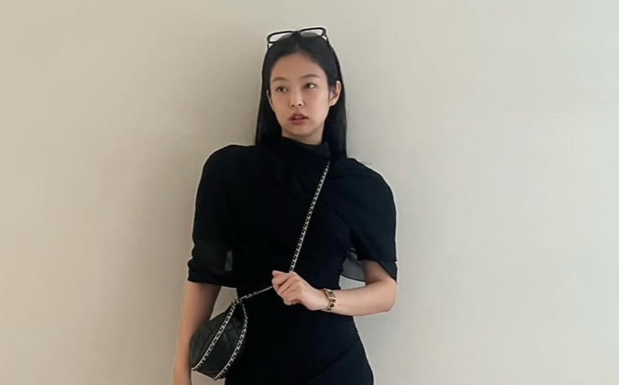 Jennie拒簽名「遭狂粉情勒」！網心疼：她看起來很累了