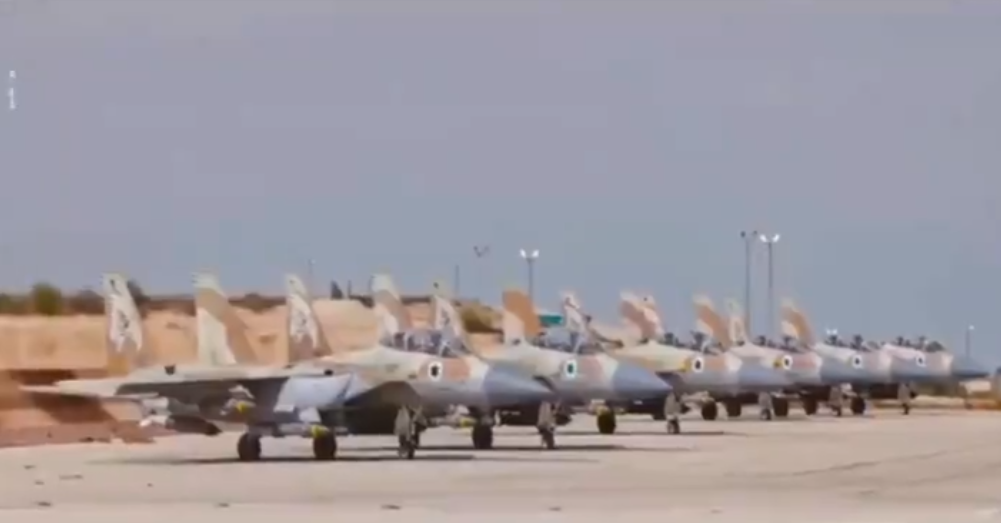 以軍最近出動 100 架戰機，襲擊黎巴嫩真主黨 120 多個目標。 圖：翻攝自以色列戰爭 X 帳號