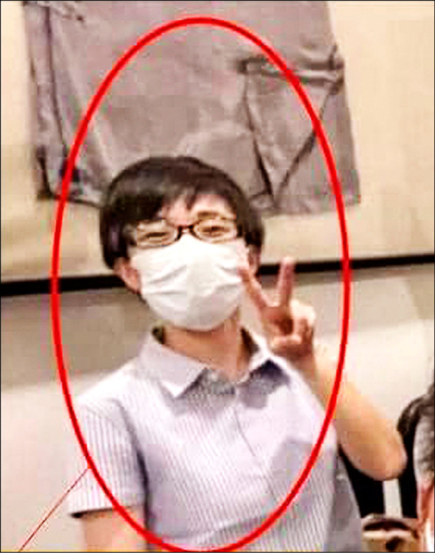 檢調持續追查京華城弊案，傳出近期鎖定柯文哲的貼身秘書「橘子」許芷瑜。 圖：翻攝許淑華臉書