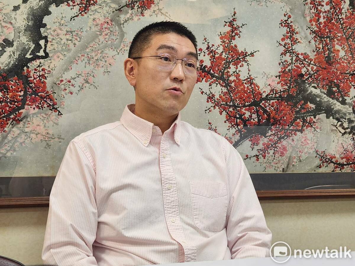 謝國樑接受《新頭殼》專訪期間，對於罷免團體或前市長林右昌，始終不使用負面字眼。 圖：黃建豪/攝