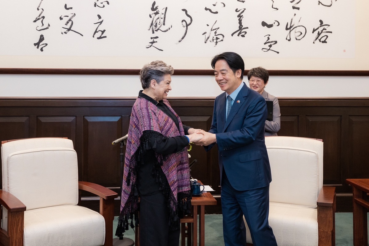 總統賴清德接見瓜地馬拉第一夫人貝娜多（Lucrecia Peinado）訪團。 圖：總統府提供