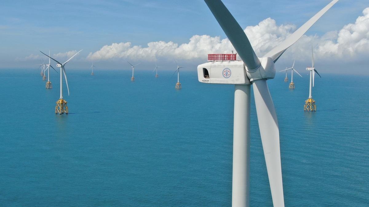 台電公司表示，風力發電發威，風力發電量自10月7日下午起突破2GW(百萬瓩)，便維持穩定發電，迄11日已連續出力2GW以上已超過50小時。 圖：台灣電力公司提供