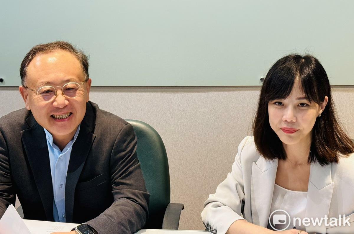 行政院政務委員史哲和發言人李慧芝。 圖：謝莉慧/攝