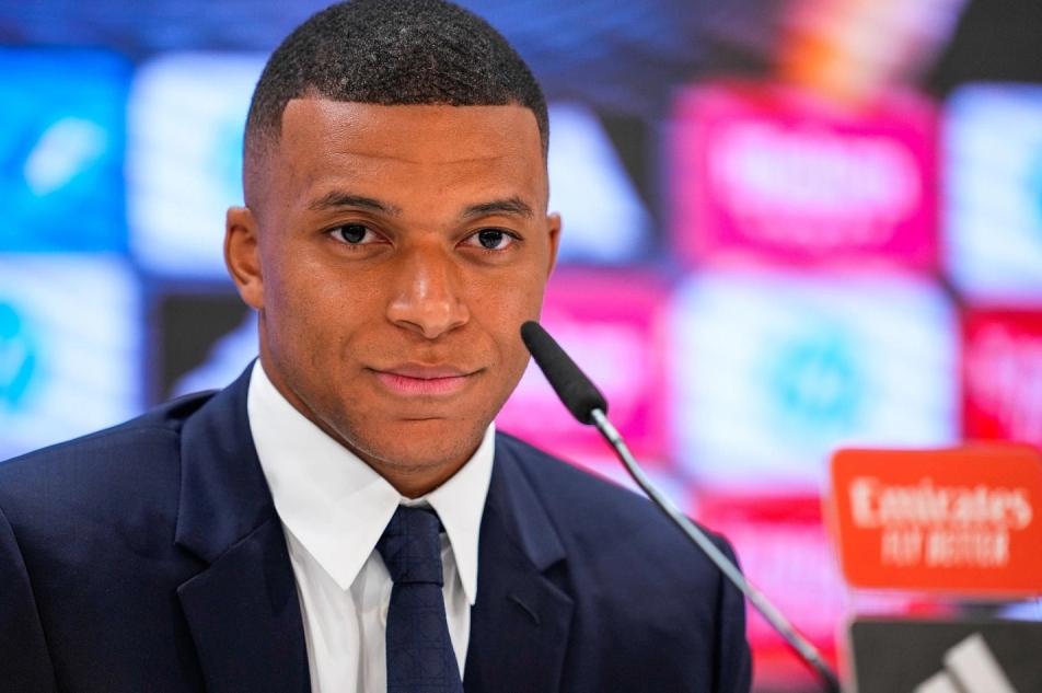 法國球星基利安·姆巴佩（Kylian Mbappé）近日陷入一起性侵指控風波，引發媒體關注。 圖:翻攝自騰訊網